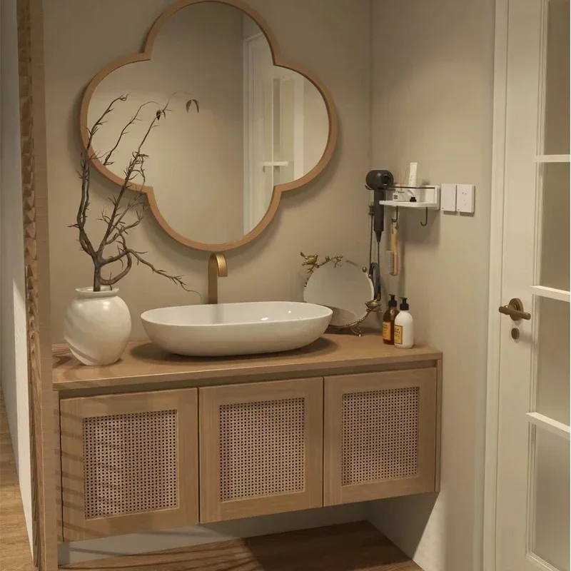 Japanese Home Bathroom Design - Японский шкаф для хранения вещей, полки